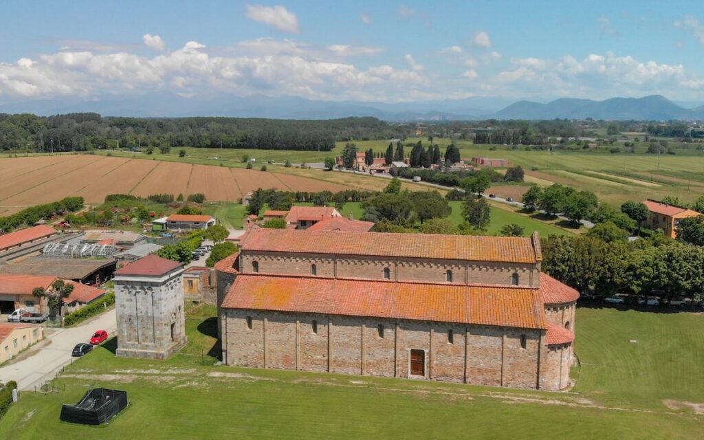Basilica Romanica Di San Piero A Grado