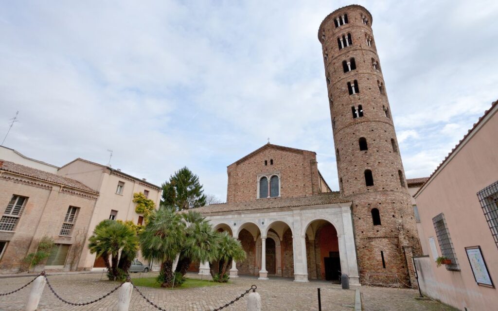 Ravenna vaatamisväärsused - Sant'Apollinare Nuovo Basiilika