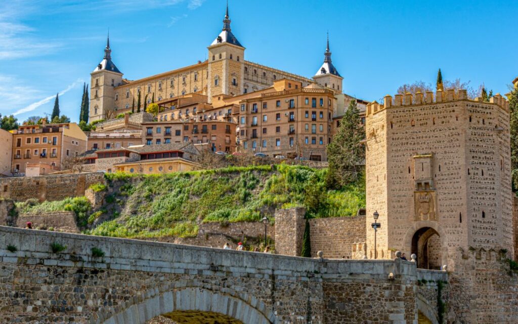 Toleedo vaatamisväärsus - Alcázar de Toledo