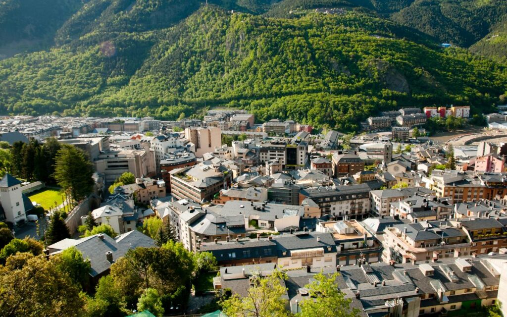 Millal minna Andorrasse